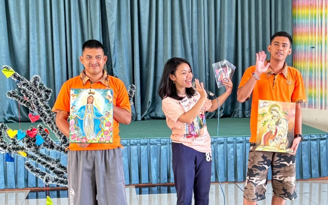 Kunjungan Kasih ke Yayasan Bakti Luhur SMP Strada Santa Maria 2