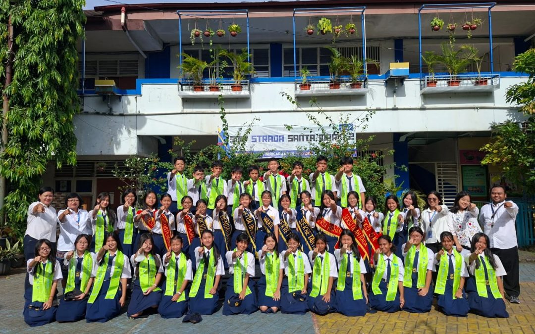 Peringatan Hari Pahlawan dan Pelantikan Pengurus OSIS MPK periode 2025-2026
